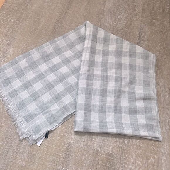 TALBOTS Wool Blend Buffalo Plaid Jacquard Scarf Wrap Fringe Hem Cottage Preppy - Picture 4 of 7